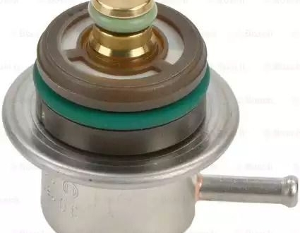 0 280 160 557 BOSCH - Регулятор давления подачи топлива (Фото 1)