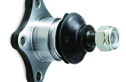 Чи кульова опора має бути «тугою»?