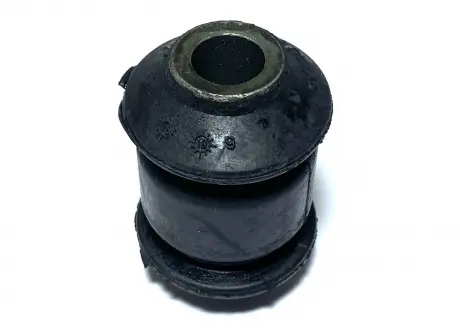 Сайлентблок рычага переднего передний Chery Amulet, Forza, Karry SWAG A11-2909040