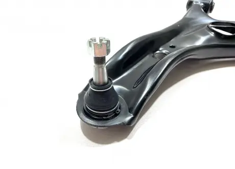 Рычаг подвески передней в сборе левый Geely GC6, MK KIMIKO 1014001607