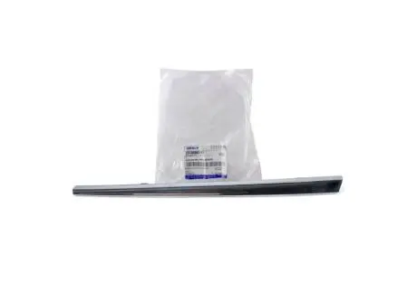 Накладка радиаторной решетки MK, MK2 GEELY 1018006119