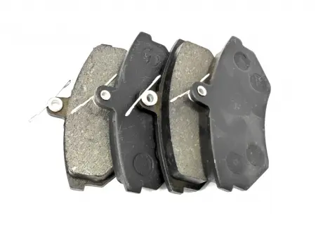 Колодки тормозные передние Chery Amulet Aftermarket A11-3501080