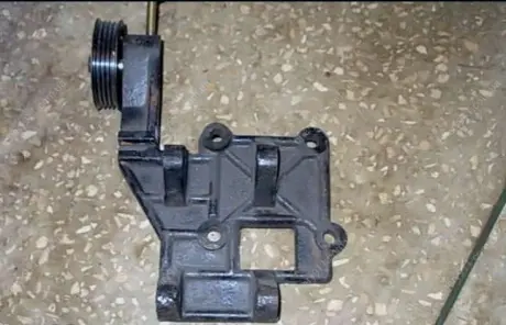 Крепление компрессора CK, CK2 GEELY 1800184180