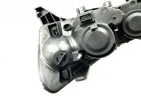 Фара передня (хетчбек) ліва Geely EC-7RV Aftermarket 1067002010