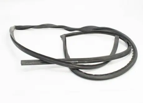 Уплотнитель стекла заднего Geely CK, CK2 Aftermarket 1801311180