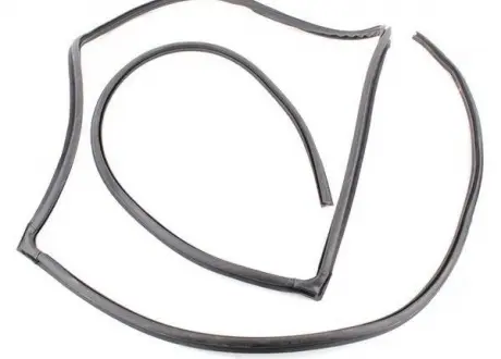 Уплотнитель лобового стекла Chery Elara Aftermarket A21-5206055