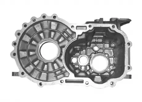 Корпус КПП середня частина Chery Amulet Aftermarket 015301103AA