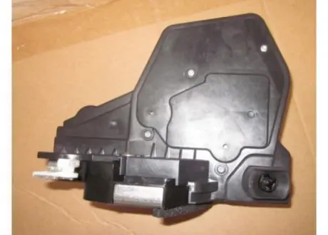 Замок двери передней левый Geely EX-7 Aftermarket 1018010528