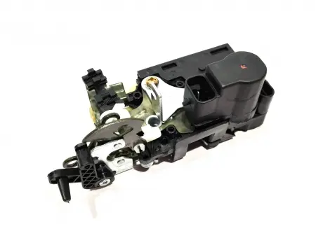 Замок дверей задній правий Chery Tiggo Aftermarket T11-6205040