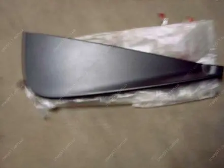 Молдинг задній правий. Geely EC-7RV Aftermarket 1068003075