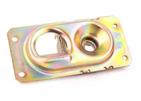 Замок капота нижній Chery Tiggo Aftermarket T11-8402053
