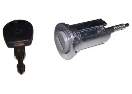 Замок зажигания (сердцевина) с ключами без кнопок Chery QQ Aftermarket S11-9CN3704025