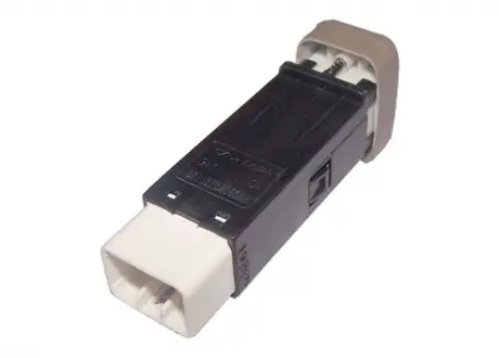 Кнопка включения противотуманных фар передних Chery Eastar Aftermarket B11-3732050MA