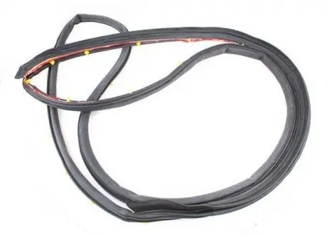 Уплотнитель двери передней правый (большой) Geely MK, MK2 Aftermarket 1018005478