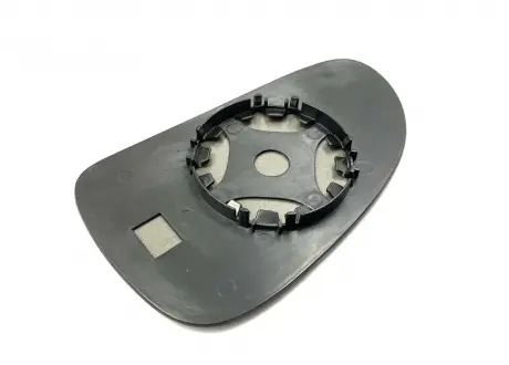 Зеркальный элемент правый (бер подогрева) Chery Forza Aftermarket A13-8202021