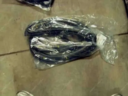 Уплотнитель двери передней правый Geely EC-7, EC-7RV Aftermarket 1068002067