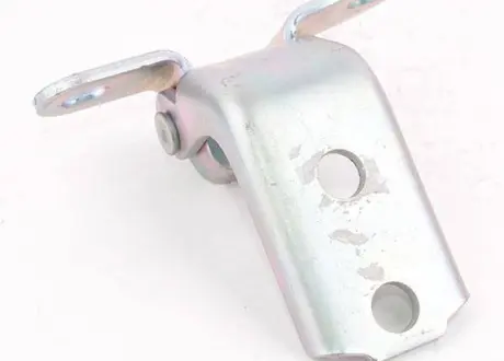 Петля двери задней правой нижняя Geely EC-7, EC-7RV Aftermarket 1062002859