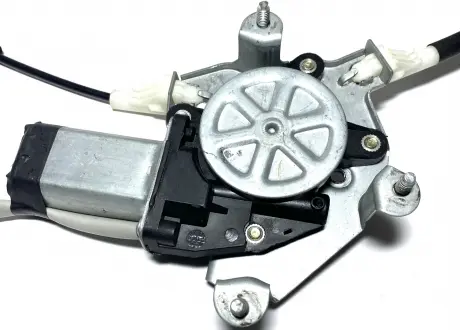 Стеклоподъемник двери передней правой Chery Eastar Aftermarket B11-6104120BA