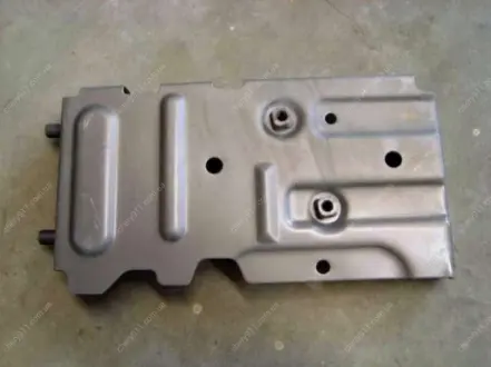 Крепление крыла металл правое Geely EC-7, EC-7RV Aftermarket 106200217002