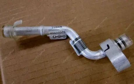 Трубка масляного радиатора металл Geely EC-8 Aftermarket 1016010375