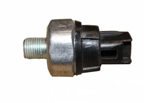 Датчик тиску масла Geely EX-7, EC7-RV, FC Aftermarket 1033001900
