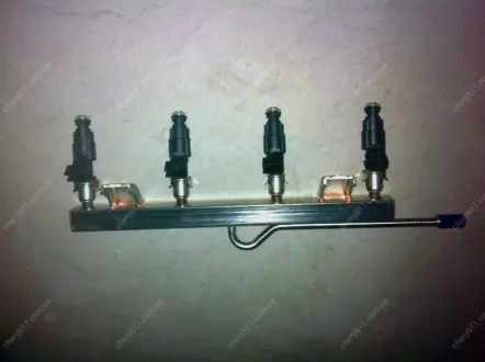 Планка инжектора с форсунками Geely EC-7, RV Aftermarket 1016052387