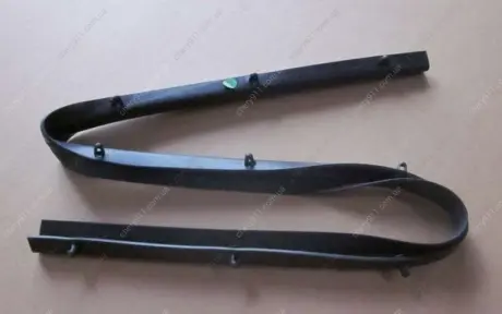 Уплотнитель решетки радиатора Geely EX-7 Aftermarket 1018010653