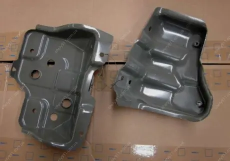 Поддон АКБ (компл.) Geely EX-7 Aftermarket 101202260702