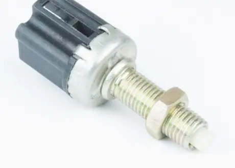 Датчик стоп-сигналу Geely FC Aftermarket 1067000112