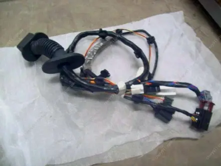 Проведення дверей Geely EC-7RV Aftermarket 1067001147