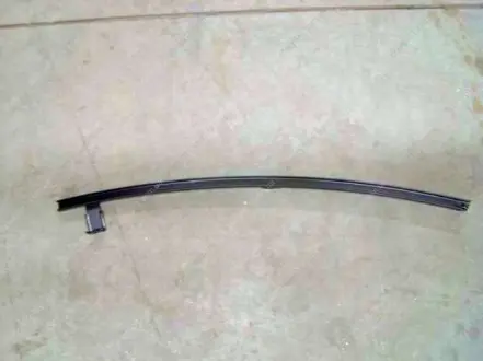 Стійка скла права Geely EC-7RV Aftermarket 1062002851
