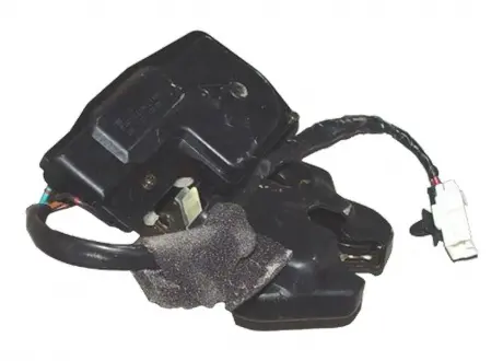 Замок багажника металлический CHERY B11-5606130