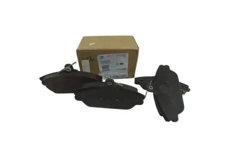 Колодки тормозные передние 1.5L EC7 EC7RV GEELY 1064001724-01