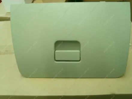 Бардачок GEELY 1068002310