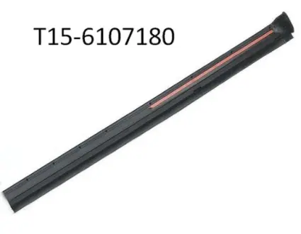 Ущільнювач скла дверей передніх правих Tiggo 7 CHERY T15-6107180