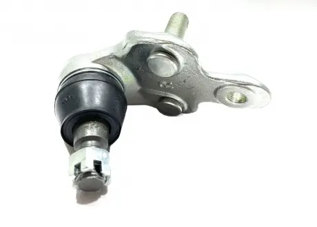 Шаровая опора правая Geely EC8 EEP 1014013919