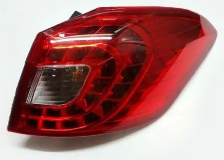 Фонарь задний правый (наружный) Aftermarket T21-4433020