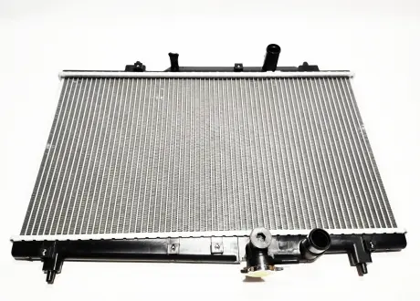 Радиатор охлаждения Geely MK Cross KIMIKO 1016003403