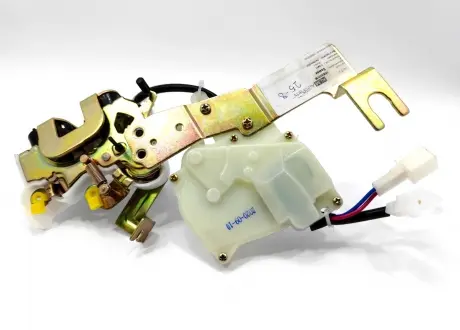 Замок двери задней R Geely CK/CK2 KLM KLM AutoParts 1800693180
