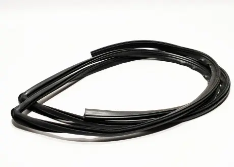 Уплотнитель стекла лобового Geely CK/CK2 KLM KLM AutoParts 1801205180