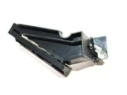 Кронштейн бампера переднего R Chery Tiggo KLM KLM AutoParts T11-2803572