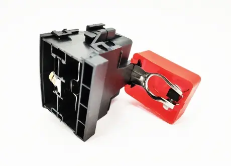Блок на 3 предохранителя клеммы (+) Chery Amulet KLM KLM AutoParts A11-3723025