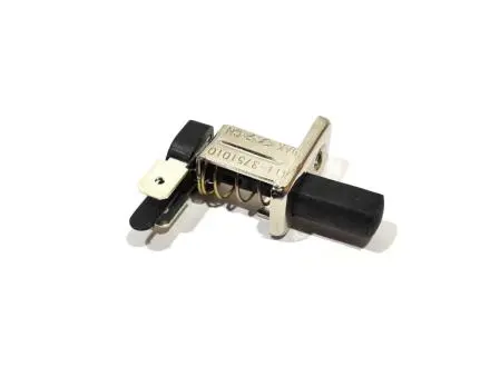 Датчик дверей (свет салона) 2 контакта Chery Amulet KLM KLM AutoParts A11-3751010