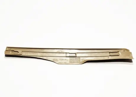 Накладка порога внутренняя задняя R (бежевая) Chery Amulet KLM KLM AutoParts A15-5101060BC