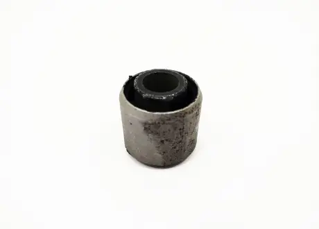 Сайлентблок задней поперечной тяги Chery Jaggi/Kimo KLM KLM AutoParts S21-3301140