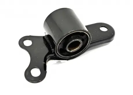 Сайлентблок рычага переднего задний в сборе R Chery Eastar KLM KLM AutoParts B11-2909120