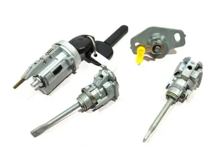 Комплект ключів та личинок Geely MK KLM KLM AutoParts 1018003964