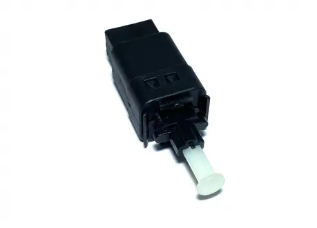 Датчик стоп-сигналу (вимикач) Chery Tiggo KLM KLM AutoParts B21-3720010