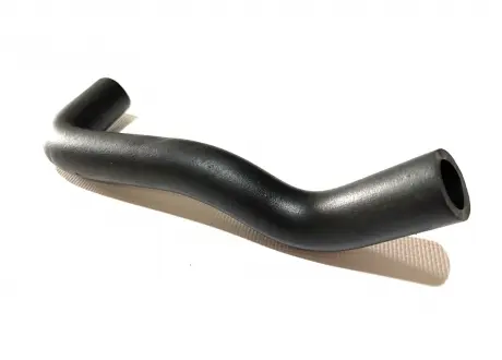 Патрубок Chery Amulet UNI 480ed-1014058