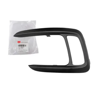 Решетка противотуманной фары L (черная) Tiggo 2 CHERY J69-2803523BA